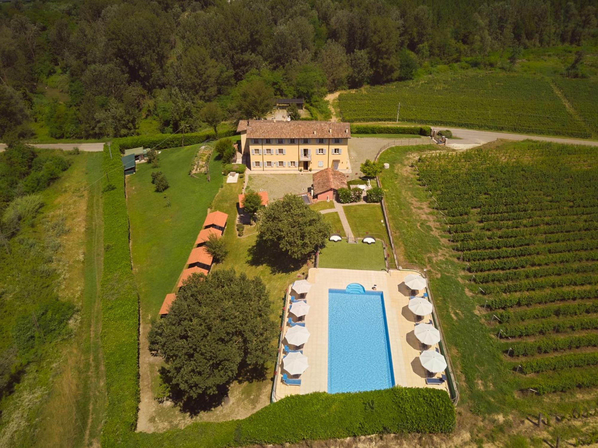 Willa Vigna Dell'Acqua Santo Stefano Belbo Zewnętrze zdjęcie